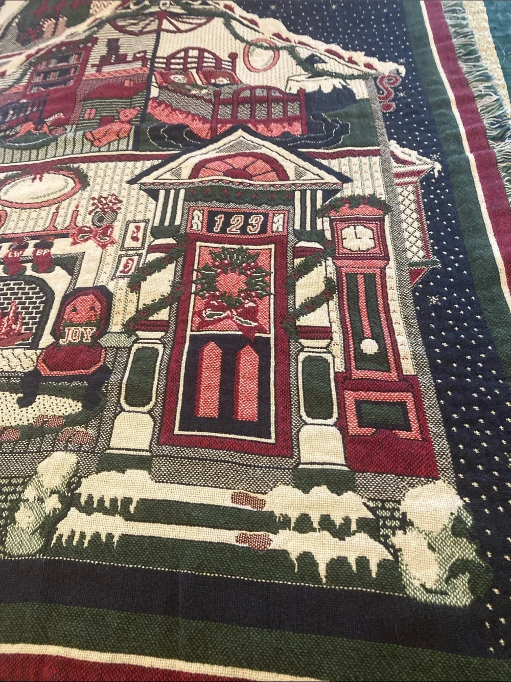 Vtg 1993 MWW  Victorian Christmas House woven tapestry throw blanket fringe